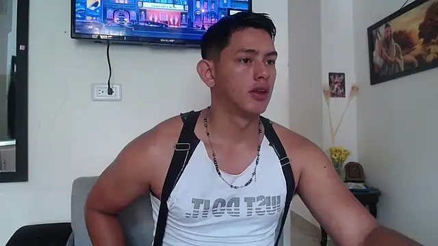 Hiroshi Shen online show from 05-03-26, 01:04