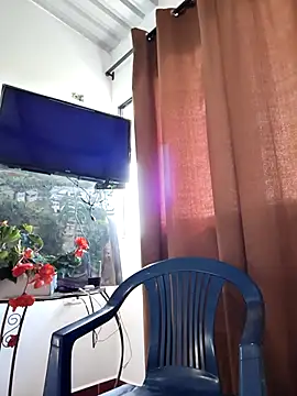 Hiroshi Shen online show from 10-18-25, 11:56