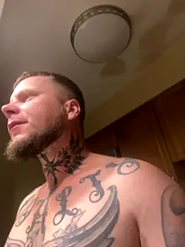 Snapshot of tattedpipeliner chatting on 11-03-25, 04:50 tattedpipeliner online show from 11-03-25, 04:50