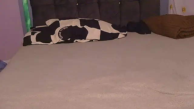 AfricanDickza online show from 12-22-25, 06:52