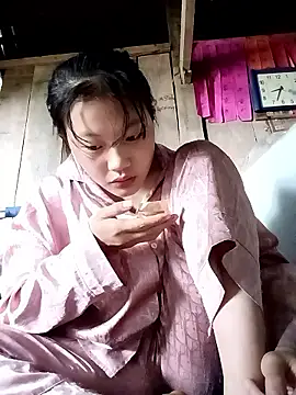 Snapshot of memeto_sexy chatting on 10-16-25, 01:36 memeto sexy online show from 10-16-25, 01:36