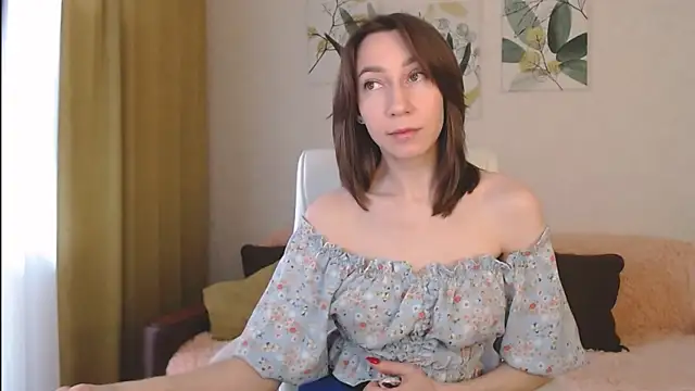 Snapshot of GoodGlamorGirl chatting on 02-12-25, 05:05 GoodGlamorGirl online show from 02-12-25, 05:05