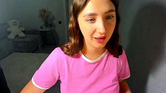 Snapshot of Wise_Bunny chatting on 07-19-26, 11:23 Wise Bunny online show from 07-19-26, 11:23