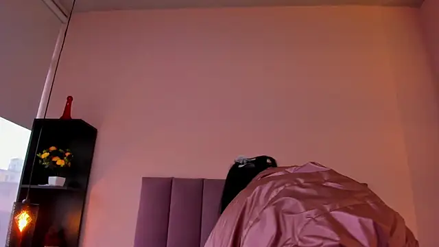 violet myerrs online show from 04-15-26, 01:26