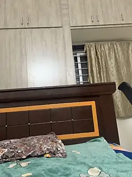 Lovely lavanya lavs online show from 10-04-25, 09:49