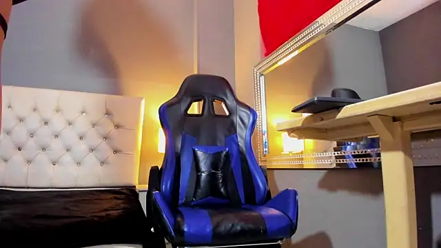 MiaMalkoba online show from 11-20-25, 12:50