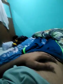 Snapshot of santa7869 chatting on 09-28-25, 11:28 santa7869 online show from 09-28-25, 11:28