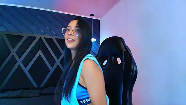 zoe martins  online show from 02-26-26, 05:35