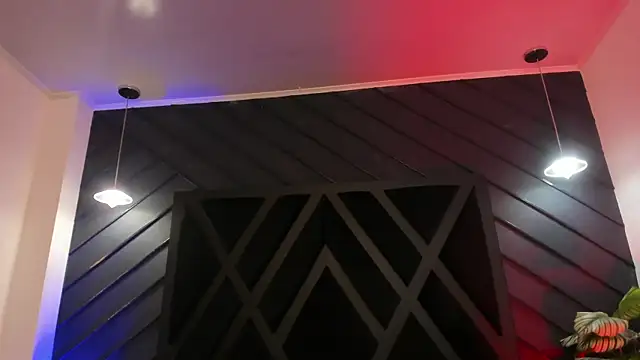 zoe martins  online show from 12-22-25, 05:24