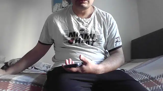 Snapshot of kocasosisli chatting on 05-24-26, 02:39 kocasosisli online show from 05-24-26, 02:39