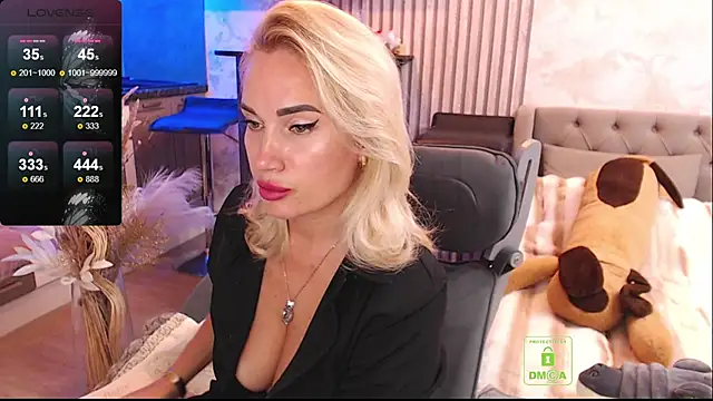 FreeBerryMILF online show from 07-14-26, 04:57