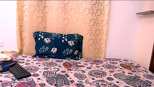 kimberly18cute online show from 10-11-25, 12:33