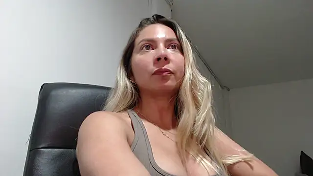 Snapshot of manelyk_17 chatting on 03-03-26, 11:12 manelyk 17 online show from 03-03-26, 11:12