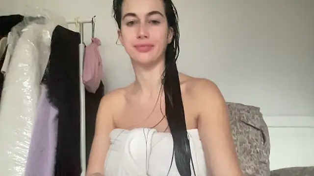 Talyo19 online show from 11-21-25, 11:20