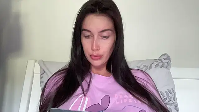 Snapshot of Talyo19 chatting on 05-25-26, 04:49 Talyo19 online show from 05-25-26, 04:49