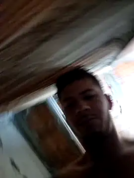 Snapshot of piterrr_hot chatting on 09-30-25, 04:35 piterrr hot online show from 09-30-25, 04:35