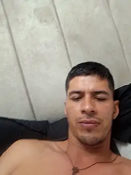 Snapshot of piterrr_hot chatting on 11-01-25, 12:50 piterrr hot online show from 11-01-25, 12:50