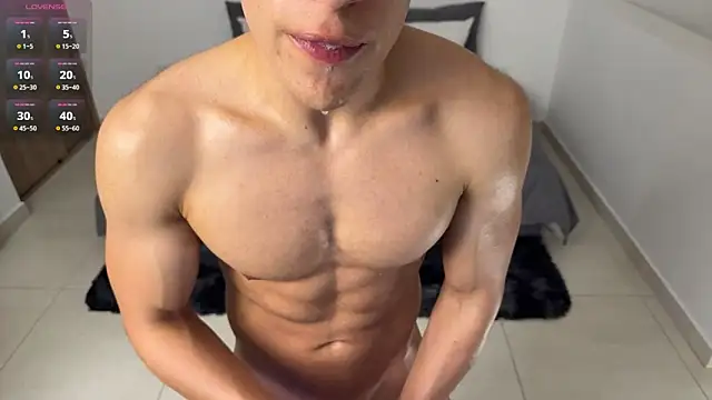 Maxx Lancaster online show from 03-04-26, 03:09