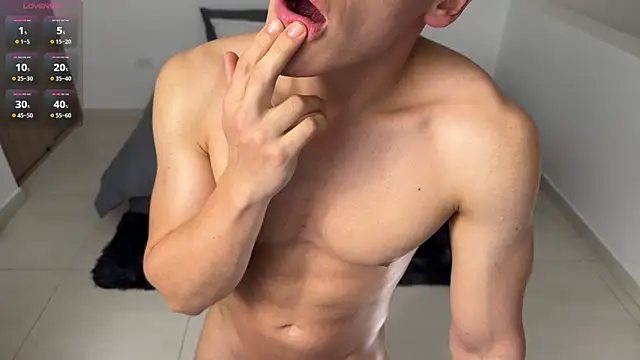 Snapshot of Maxx_Lancaster chatting on 02-24-26, 03:13 Maxx Lancaster online show from 02-24-26, 03:13