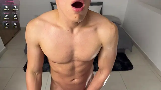 Snapshot of Maxx_Lancaster chatting on 02-07-26, 03:09 Maxx Lancaster online show from 02-07-26, 03:09