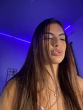 chicachocolate01 online show from 07-16-26, 03:14