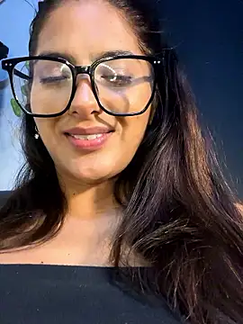 chicachocolate01 online show from 01-13-26, 07:01