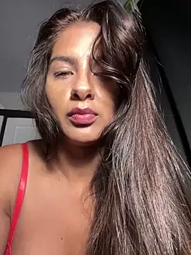 chicachocolate01 online show from 02-16-26, 05:17