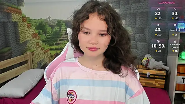 EmilyChaves online show from 09-10-25, 06:07