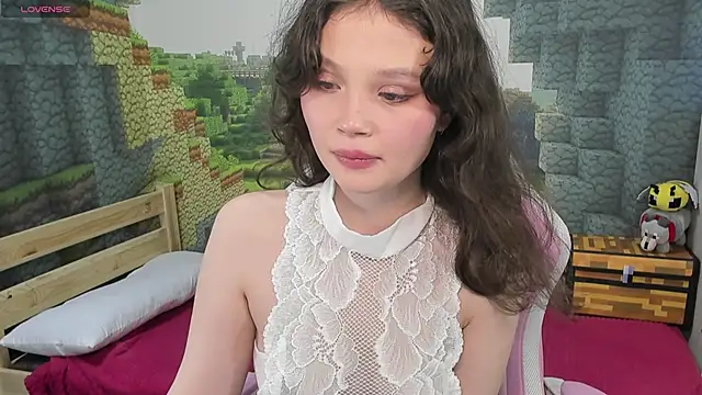 EmilyChaves online show from 11-26-25, 05:35