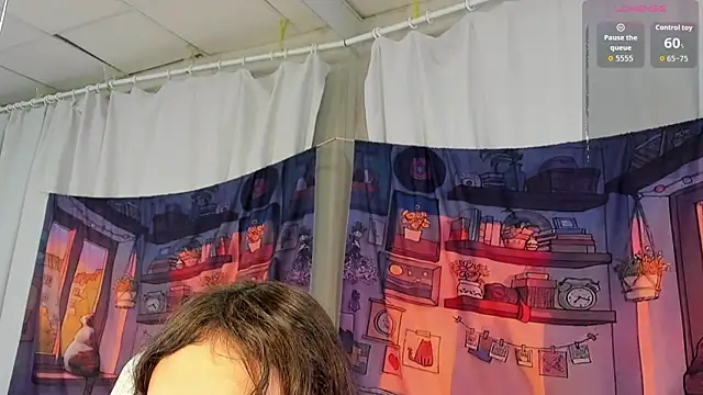 EmilyChaves online show from 11-10-25, 06:35