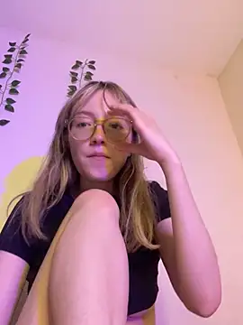 ReenKitty online show from 11-20-25, 04:24