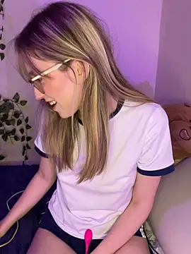 ReenKitty online show from 01-08-26, 05:13