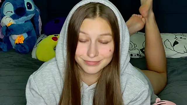 MissEmilyMiller online show from 12-01-25, 06:09