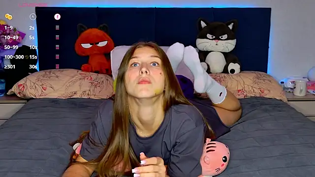 MissEmilyMiller online show from 04-10-26, 05:31