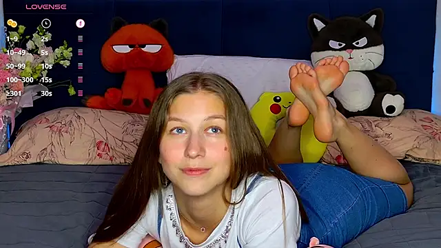 MissEmilyMiller online show from 05-04-26, 07:17