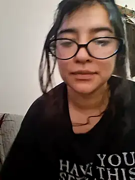 Snapshot of creepyh0e_ chatting on 07-18-26, 03:53 creepyh0e online show from 07-18-26, 03:53