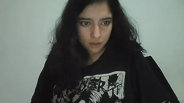Snapshot of creepyh0e_ chatting on 07-24-26, 08:49 creepyh0e online show from 07-24-26, 08:49
