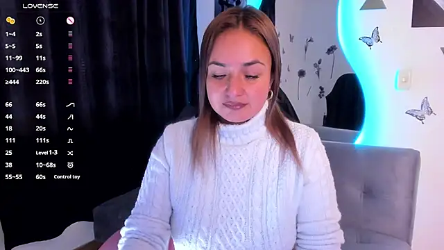 luciamature  online show from 11-06-25, 09:30