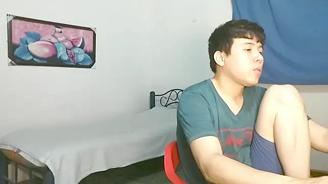 Snapshot of Nickk_Wolf chatting on 06-15-26, 01:06 Nickk Wolf online show from 06-15-26, 01:06