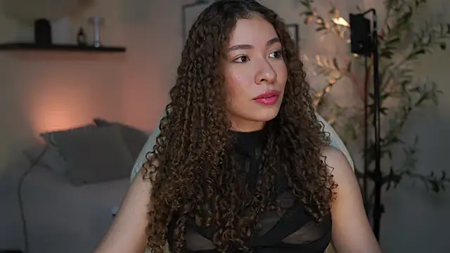 Snapshot of isabella-garcia- chatting on 07-12-26, 01:23 isabella-garcia- online show from 07-12-26, 01:23