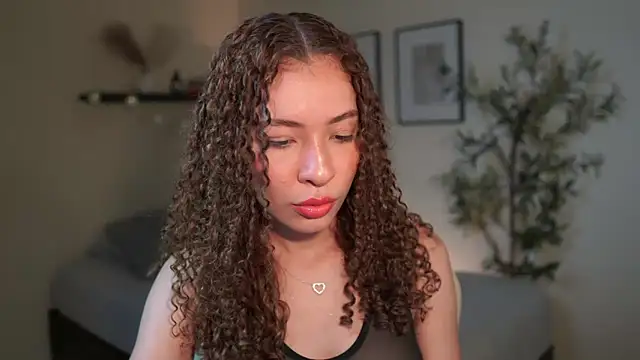 isabella-garcia- online show from 03-24-26, 09:04