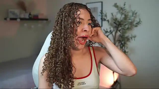 isabella-garcia- online show from 03-30-26, 10:44