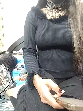 dollysapna1 online show from 11-17-25, 05:28