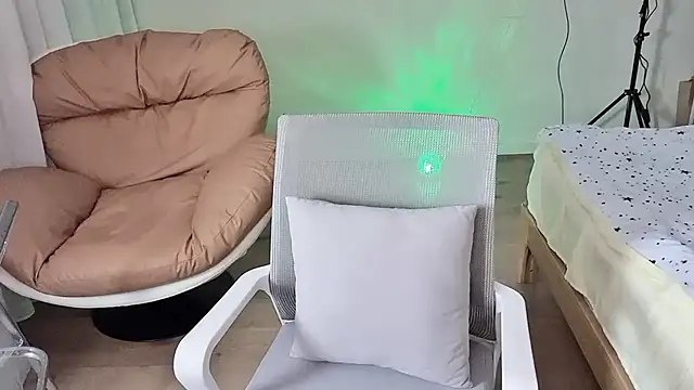 xiaotanbaby online show from 11-07-25, 04:33