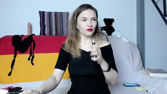 Snapshot of Katherine_Twilight chatting on 02-20-25, 03:30 Katherine Twilight online show from 02-20-25, 03:30