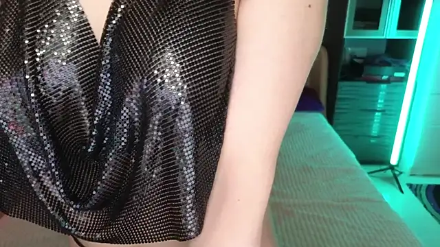 Lila West online show from 02-07-26, 04:37