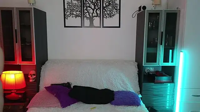 Lila West online show from 02-08-25, 06:33