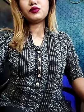 alexa cam44 online show from 10-30-25, 08:39