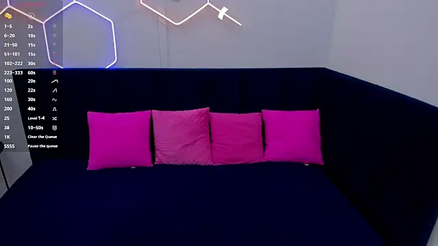 Snapshot of Kat__cat chatting on 09-14-25, 02:01 Kat cat online show from 09-14-25, 02:01