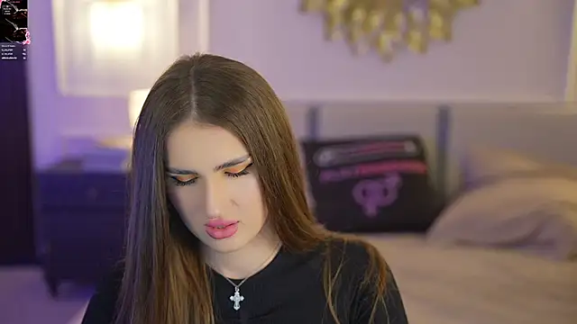 Snapshot of Goldie_Flame chatting on 10-12-25, 11:28 Goldie Flame online show from 10-12-25, 11:28